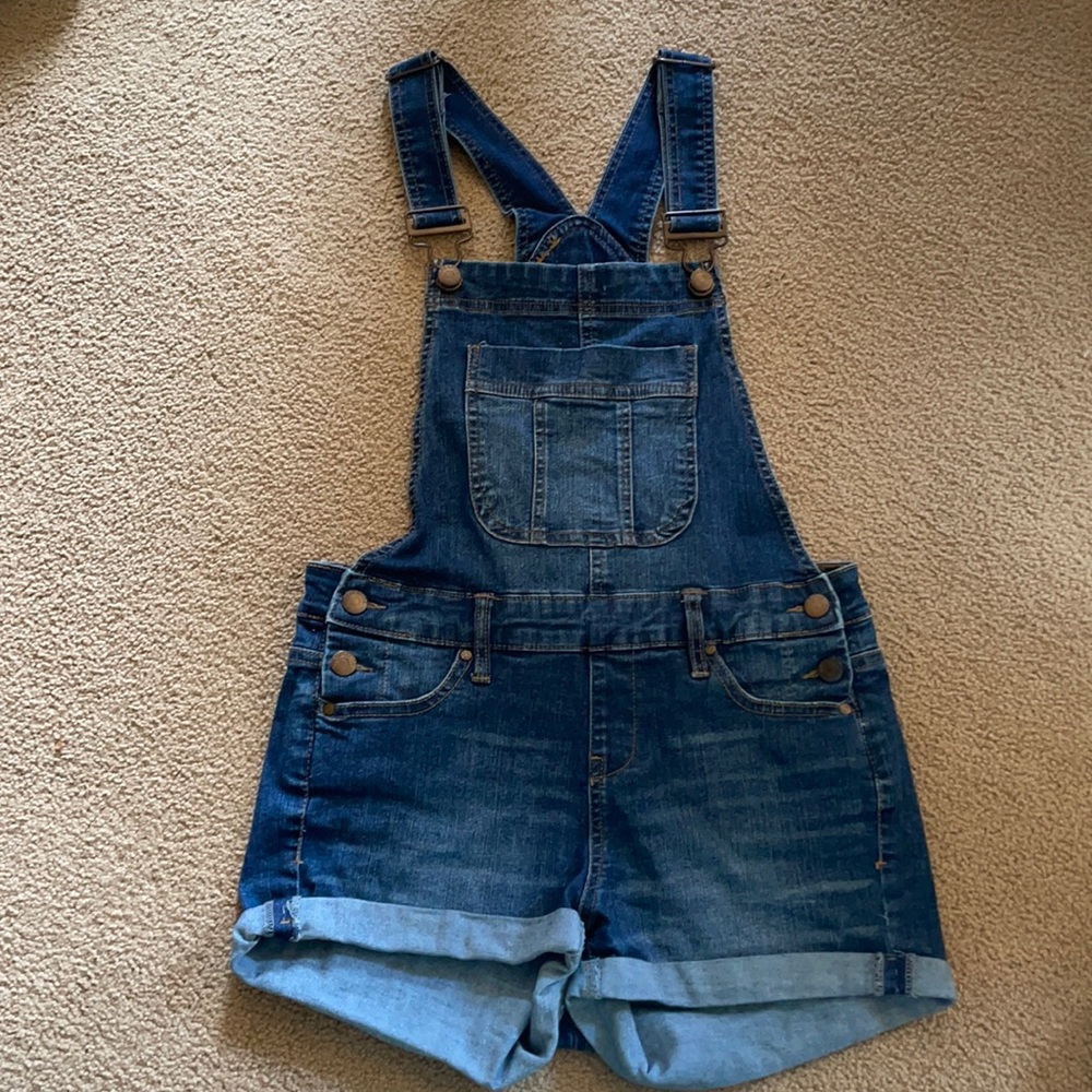 Overall shorts